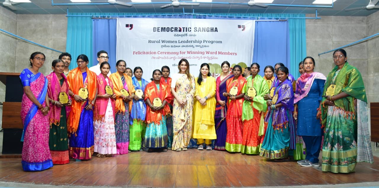 మహిళలు ఆత్మవిశ్వాసంతో ముందుకెళ్లాలి  కలెక్టర్ పమేలా సత్పతి 